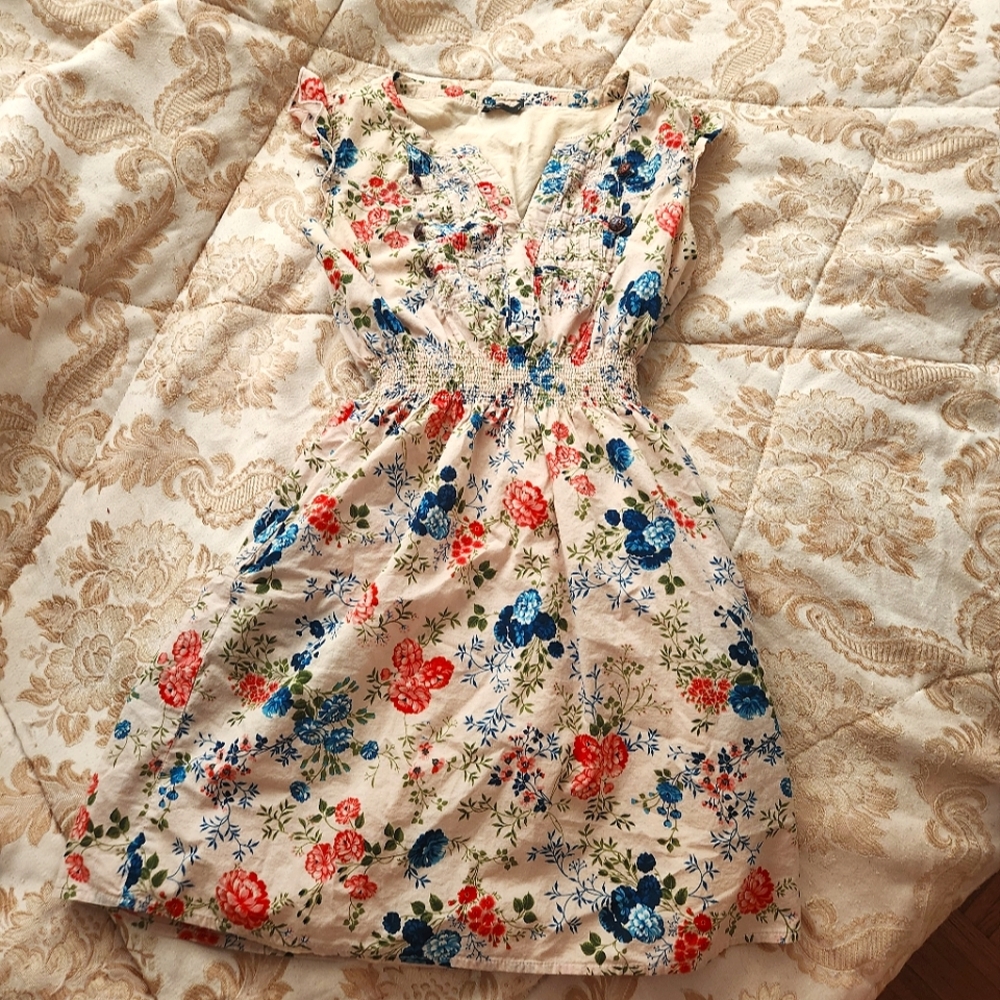 Blanco Floral Summer Dress size M